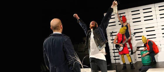 Fuechse2 560 Theater Pforzheim x