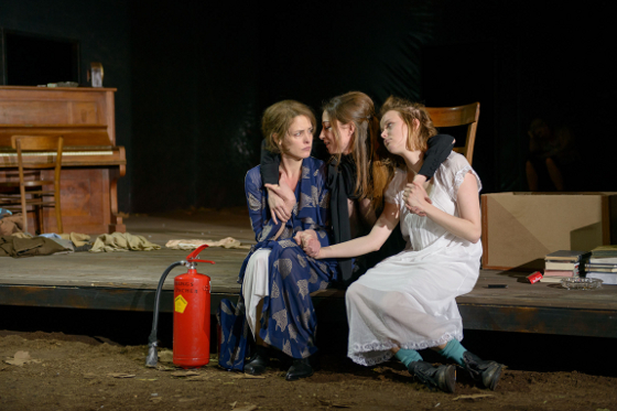 DreiSchwestern2 560 Georg Soulek u