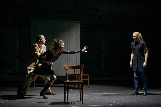 WiedervereinigungderbeidenKorea2 560 Georg Soulek u