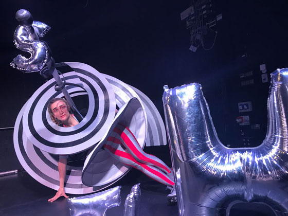 0512 Bozen DieGrosseWoerterfabrik 560