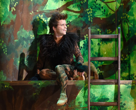 2112AltenburgDergestiefelteKater DETAIL 560 SabinaSabovic u