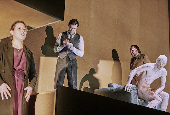 ZerbrocheneKrug1 560 Horn u