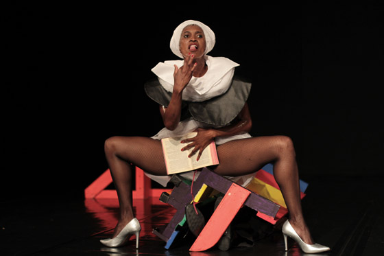 DeApartHate 560 John Hogg u