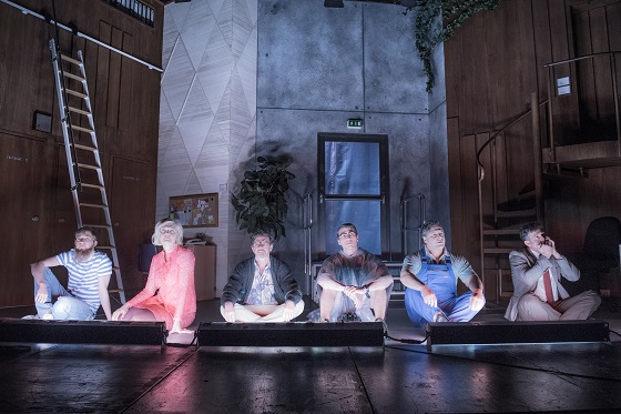 Bombenstimmung1 560 Luca Abbiento u