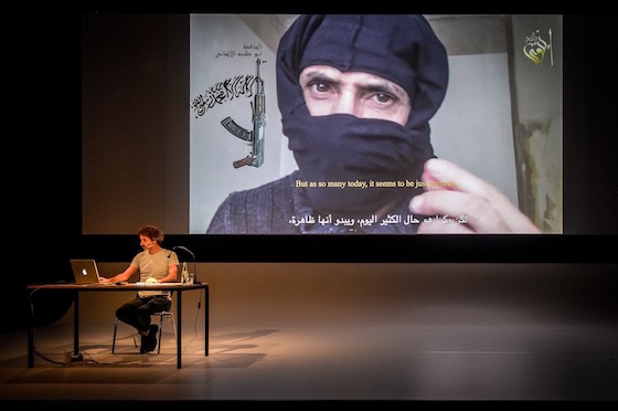 Sand in the eyes 560a JoachimDette u