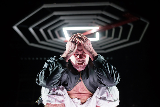 Krieg 2 560 JulianRoeder u