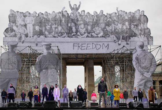 Grundgesetz 1 560 UteLangkafel Maifoto u