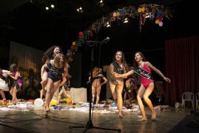 DerHamiltonkomplex 280 Fred Debrock u