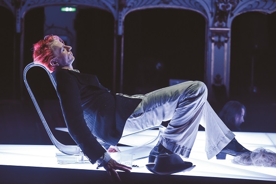 Lazarus1 560 Arno Declair u