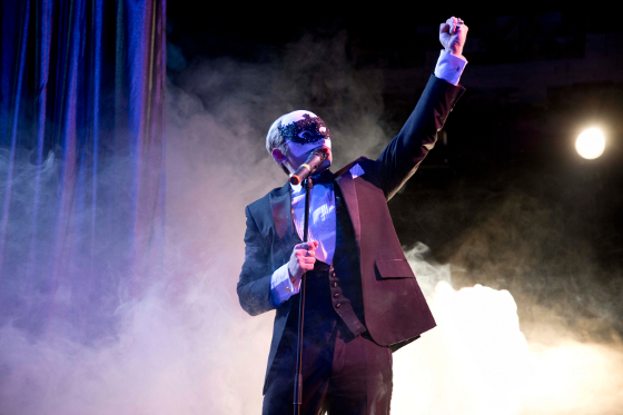 Anschlaege3 560 Sebastian Buehler u