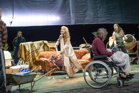 Der letzte Gast3 560 JR Berliner Ensemble u