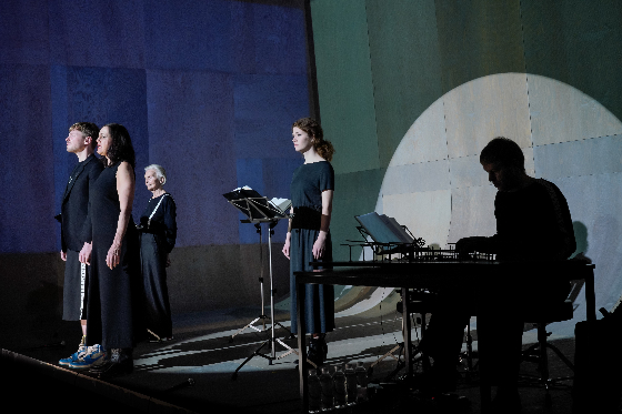 Hekabe 2 560 c Arno Declair u