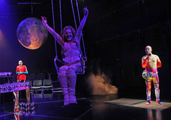 Attentat05 Alexander Angeletta Mirjam Rast Ferdinand Lehmann 560 Joerg Landsberg u