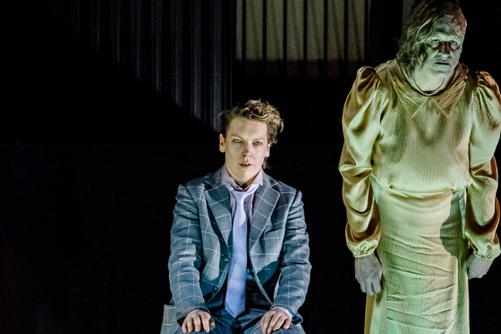 Uebriggebliebene3 560 Lalo Jodlbauer u