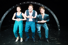 Amsterdam – Sapir Heller inszeniert die deutschsprachige Erstaufführung des Stücks von Maya Arad Yasur am Volkstheater München