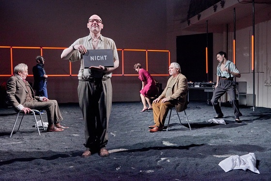 Falsch2 560 Marcel Koehler u