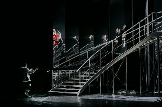 Merowinger 3 560 www.lupispuma.com Volkstheater u