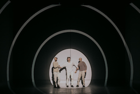 Peer Gynt – Volkstheater Wien – Viktor Bodó schickt Ibsens unverbesserlichen Egomanen durch bizarre Traumszenen