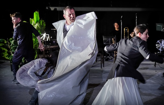 jedermannstirbt2 560 Arno Declair u