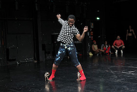 Nana kriegt keine Pocken – Theater Bremen – La Fleur vertanzen Émile Zola und Virginie Despentes