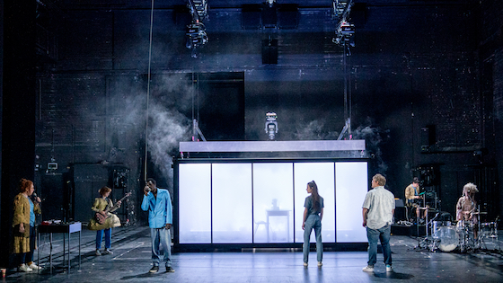 Paradies1 560 KrafftAngerer u