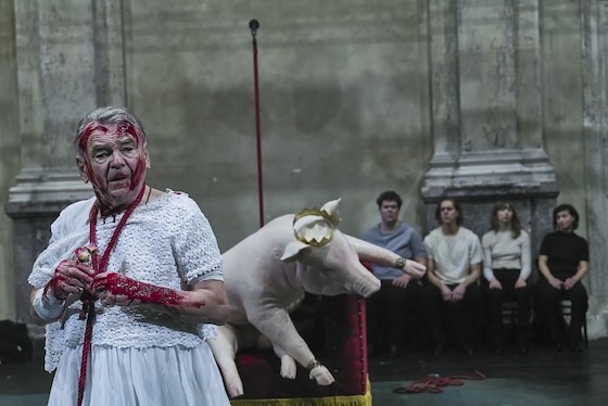 Hamletmaschine 2 560 MatthiasHorn u