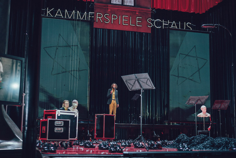 Heldenplatz 3 DenisKuhnert u