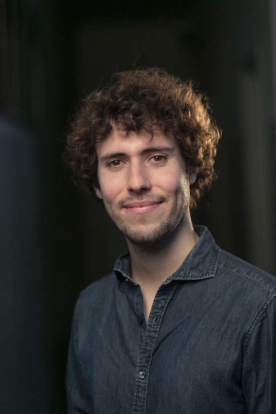 Grips Theater: Berliner Kinder Theater Preis 2021 (BKTP) 1. Workshop. Hier der Autor: Manuel Ostwald. Samstag, 29. Februar 2020. Der Stueckwettbewerb wird von der berliner GASAG unterstuetzt. „Engl:“ child and youth theatre, author, portrait