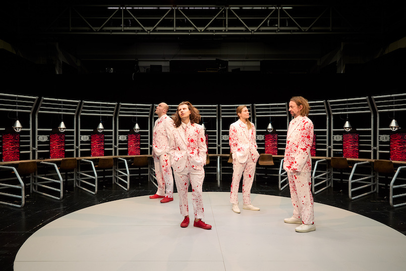 PigsEs spielen: Andr&eacute; Benndorff, Simone Oswald, Hardy Punzel, Martin Weigel Konzept & Regie: Miriam TschollAusstattung: Bernhard SieglVideoproduktion: Michael KleinhennAudiovisuelle Gestaltung & Programmierung: Georg WernerMusik: Polly EsterDramaturgie: Xenia B&uuml;hler, Rania MleihiTheaterp&auml;dagogik: Philipp Boos