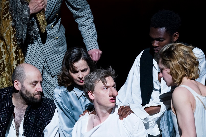 Cyrano de BergeracMartin Crimp nach Edmond RostandPremiere am 05 April 2022 im Burgtheater