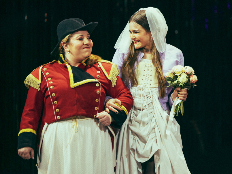 Stolz1 Franziska Strauss u