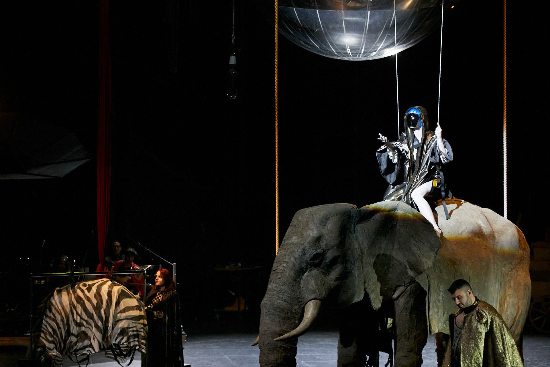 20231204 AEROCIRCUS 1435 phillip zwanzig