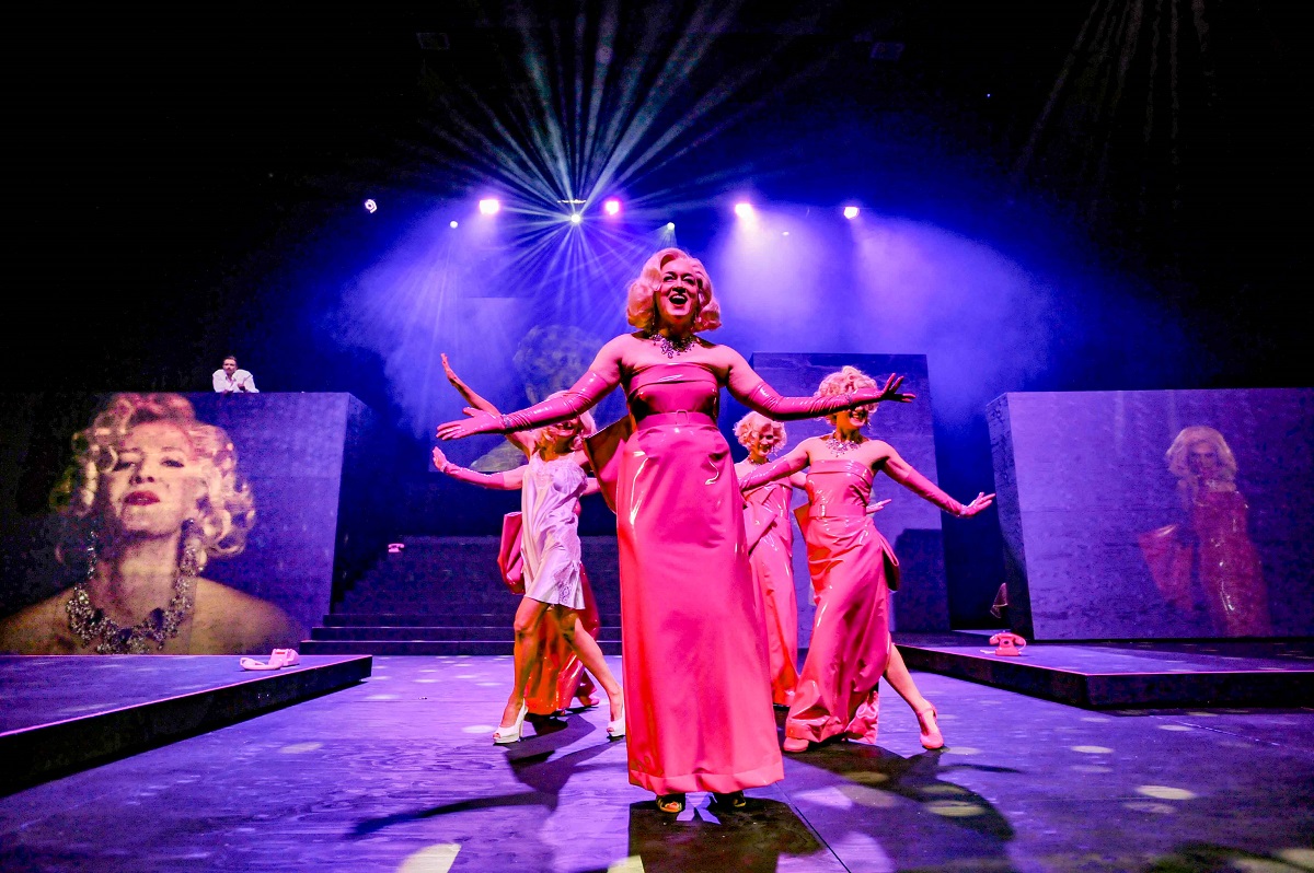 MissGoldenDreams1 1200 Thorsten Wulff u