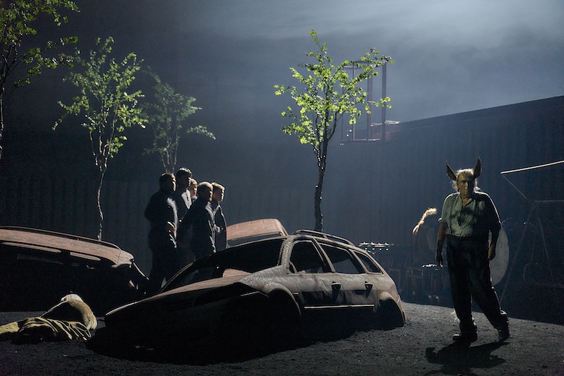 Sommernachtstraum Ensemble Burgtheater hinten Sneesby rechts NagelecMatthias Horn Ruhrtriennale