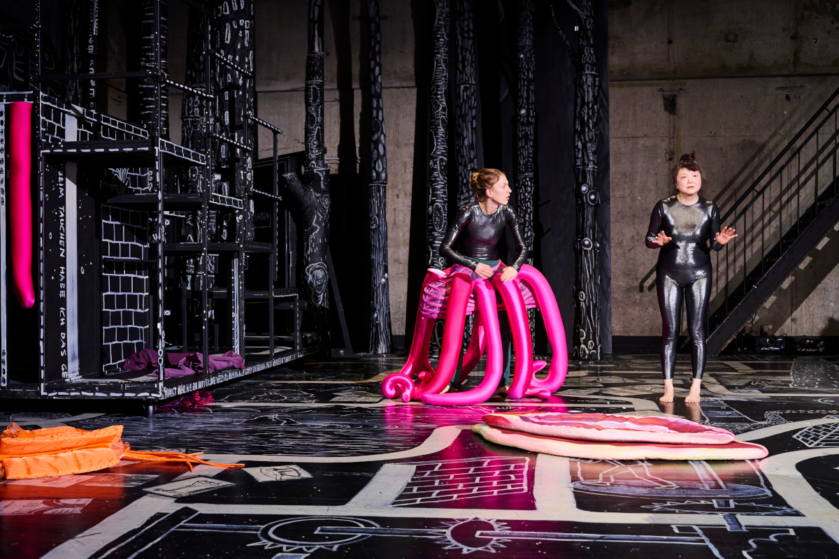 bodies under water 0259 MarisEufinger