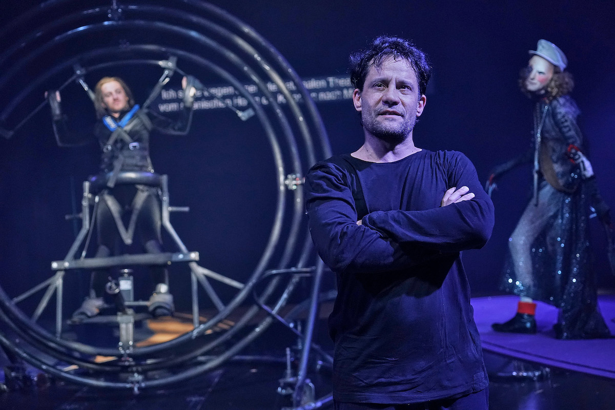 proteus 2481 2 CMauriceKorbel u