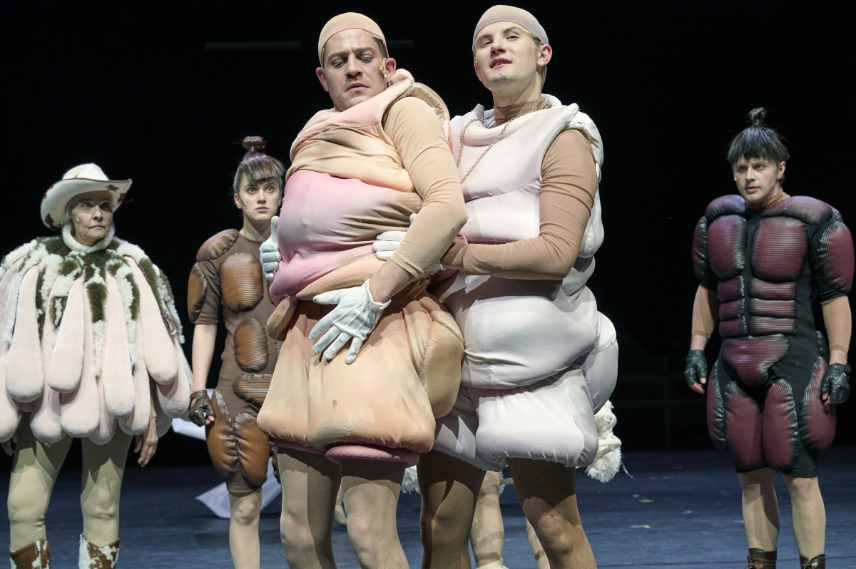 Farm der Tiere3 1200 Katrin Ribbe u