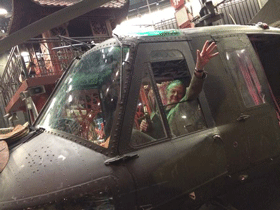 CastorfHubschrauberBaal Residenztheater 2015 Mai