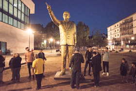 Wiesbaden Erdoganstatue 280 Jeva Griskjane u