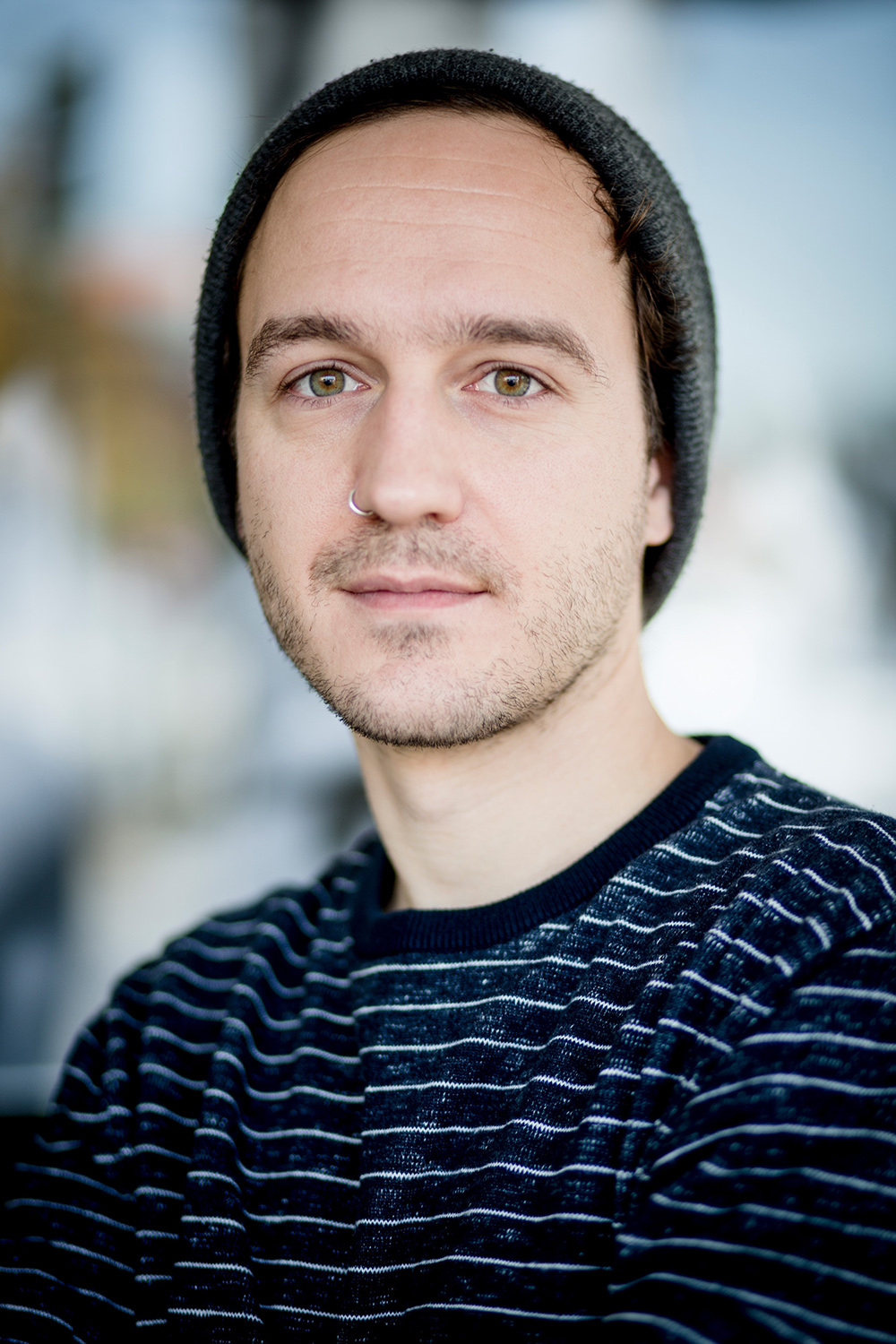 Teufel Robert Oberspielleiter Landesbuehne Nord 2021 1000 c FelixGruenschloss