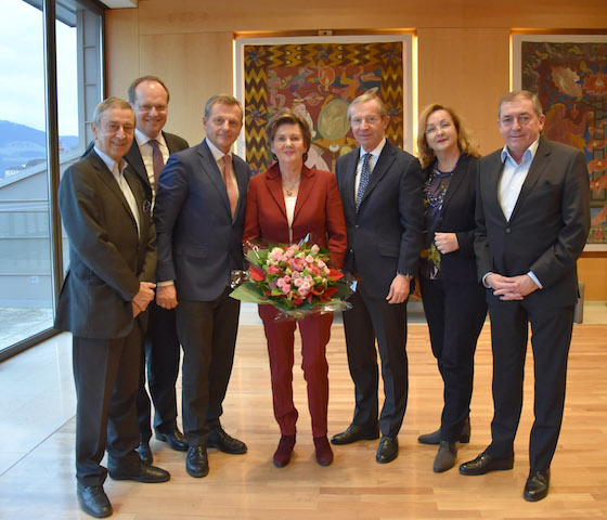 RablStadlerBlumenstrauss 560