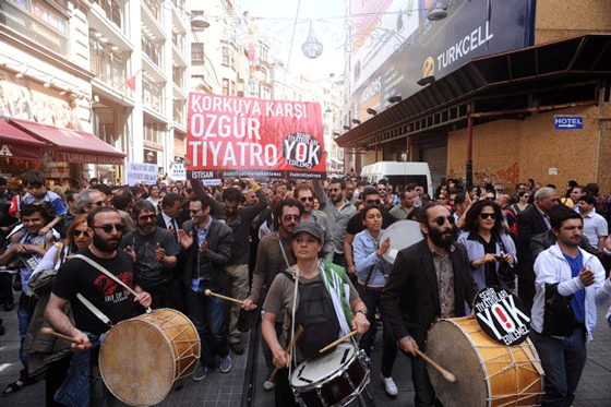 proteste gegen-regierung april 2012 u
