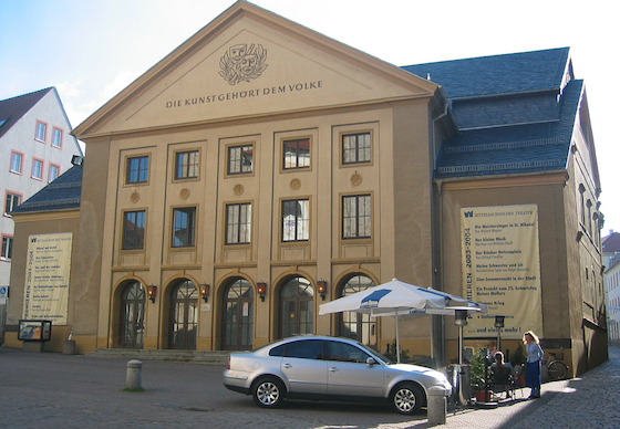 Freiberg Theater 560 wiki