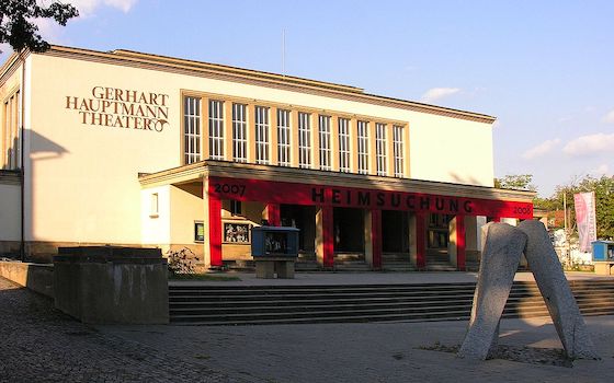 Zittau Gerhart Hauptmann Theater Zittau 2007 Wolfgang Pehlemann viaWikimediaCommons u